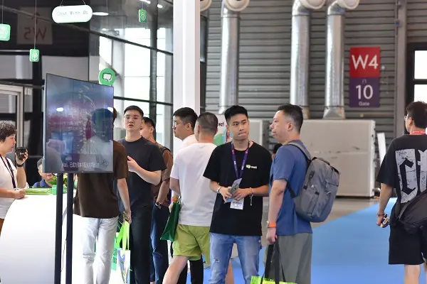 WhatsApp_ 2025上海Chinajoy Wati展位 _