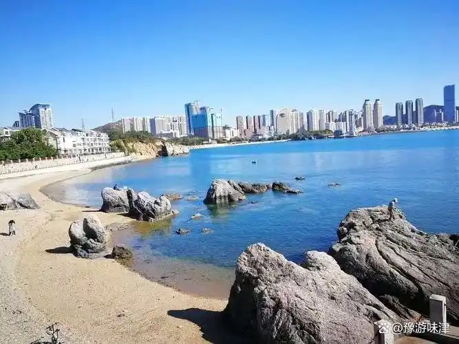 大连黑石礁地质公园_大连黑石礁_黑石礁海蚀地貌旅游