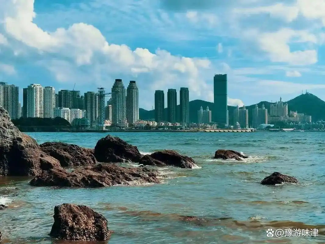 大连黑石礁地质公园_黑石礁海蚀地貌旅游_大连黑石礁