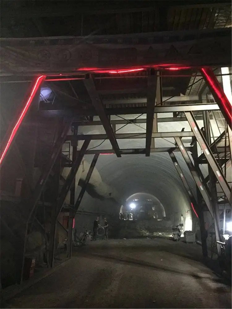 UWBLOC隧道人员定位系统_隧道人员定位系统方案_UWBLOC技术隧道定位精度