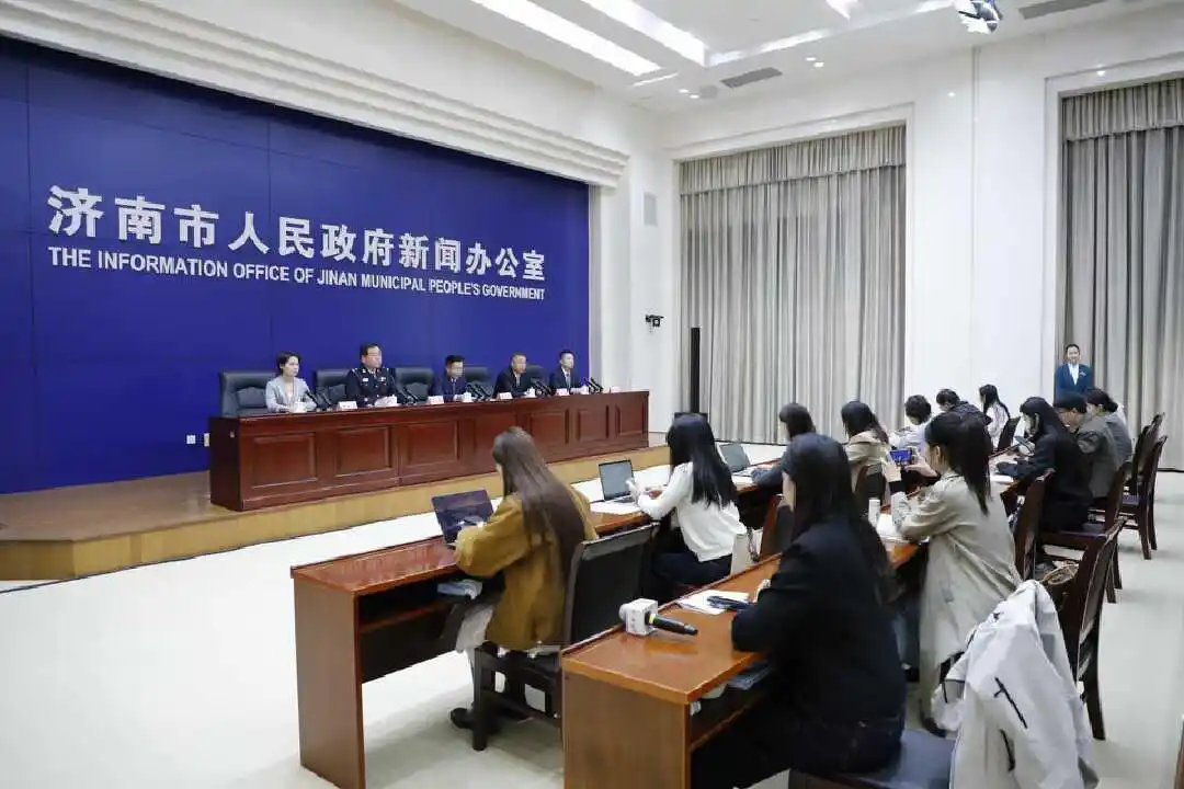 济南118路公交车路线_济南马拉松公交绕行方案_济南马拉松公交专线