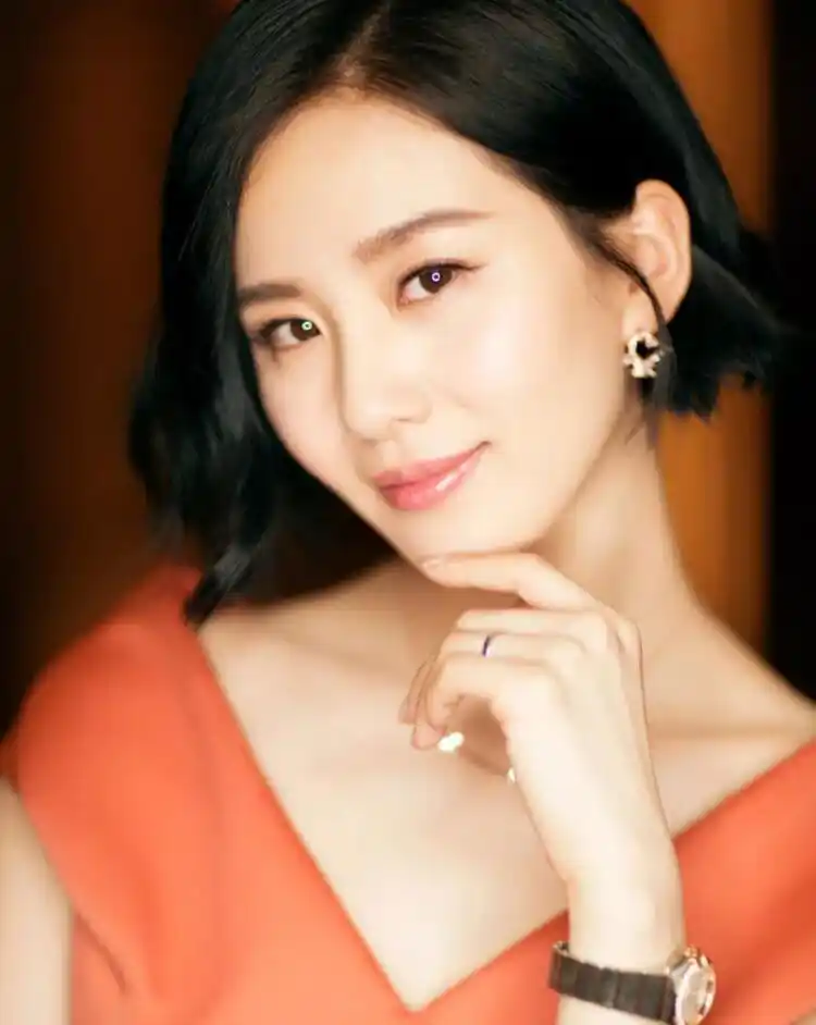 改良梨花头修饰脸型_胖脸女生发型选择技巧_宽脸女生适合的发型